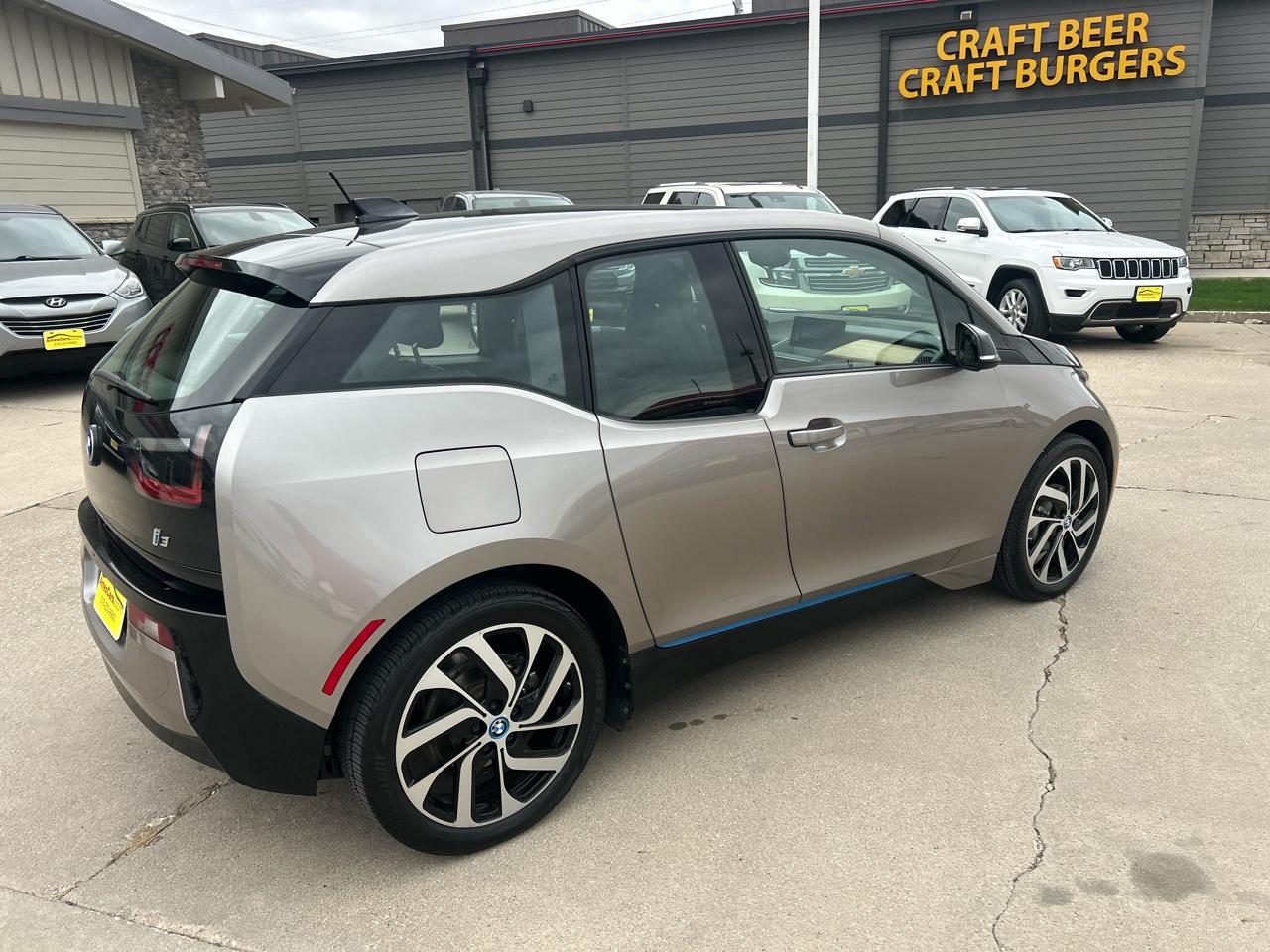 BMW i3 4dr HB 2015