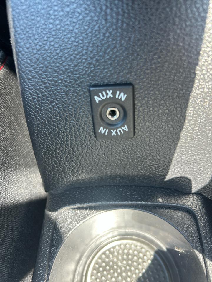 Volkswagen GTI 2dr HB DSG w/Sunroof & Navi PZEV 2012