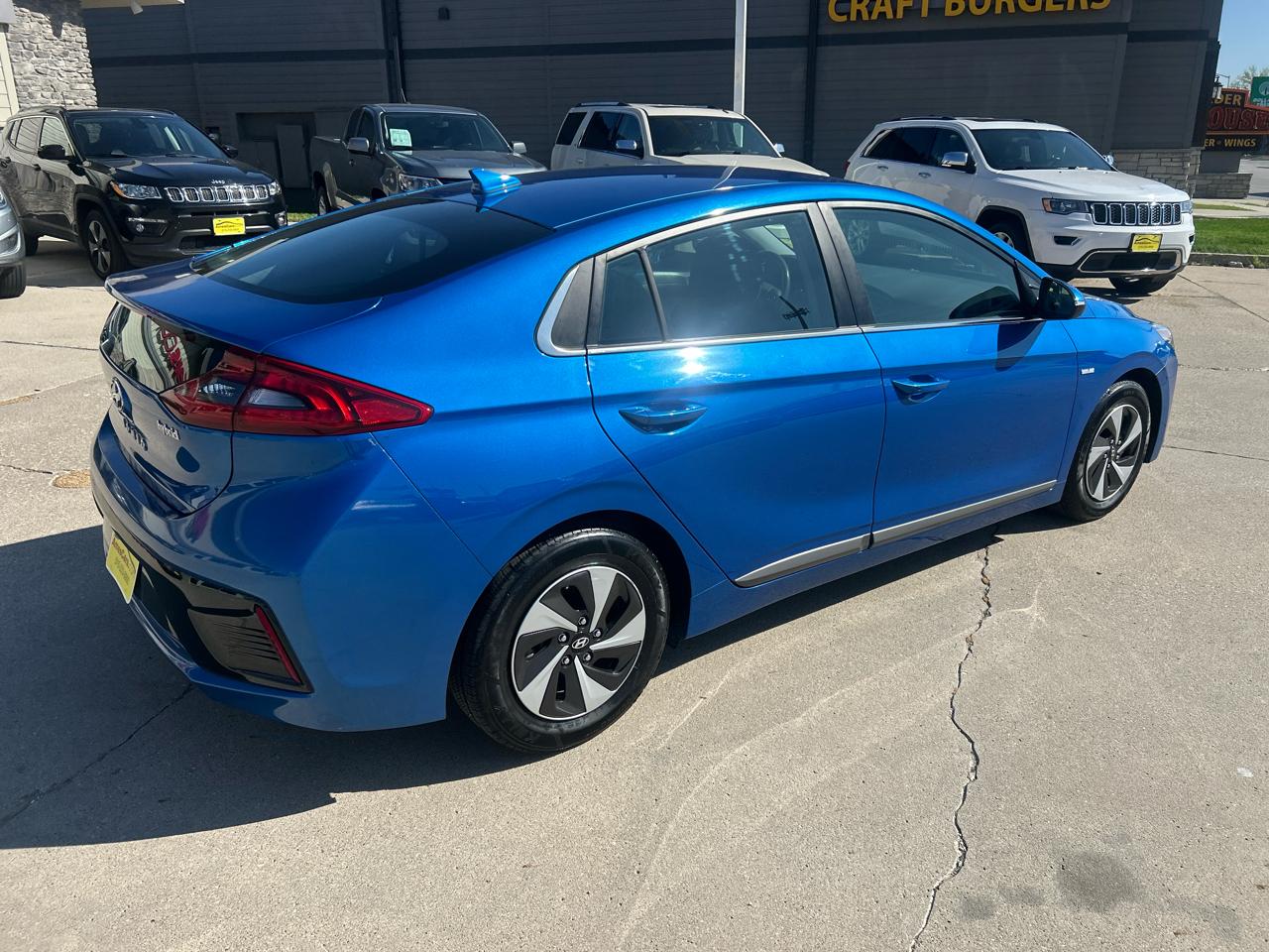 Hyundai Ioniq Hybrid SEL Hatchback 2018