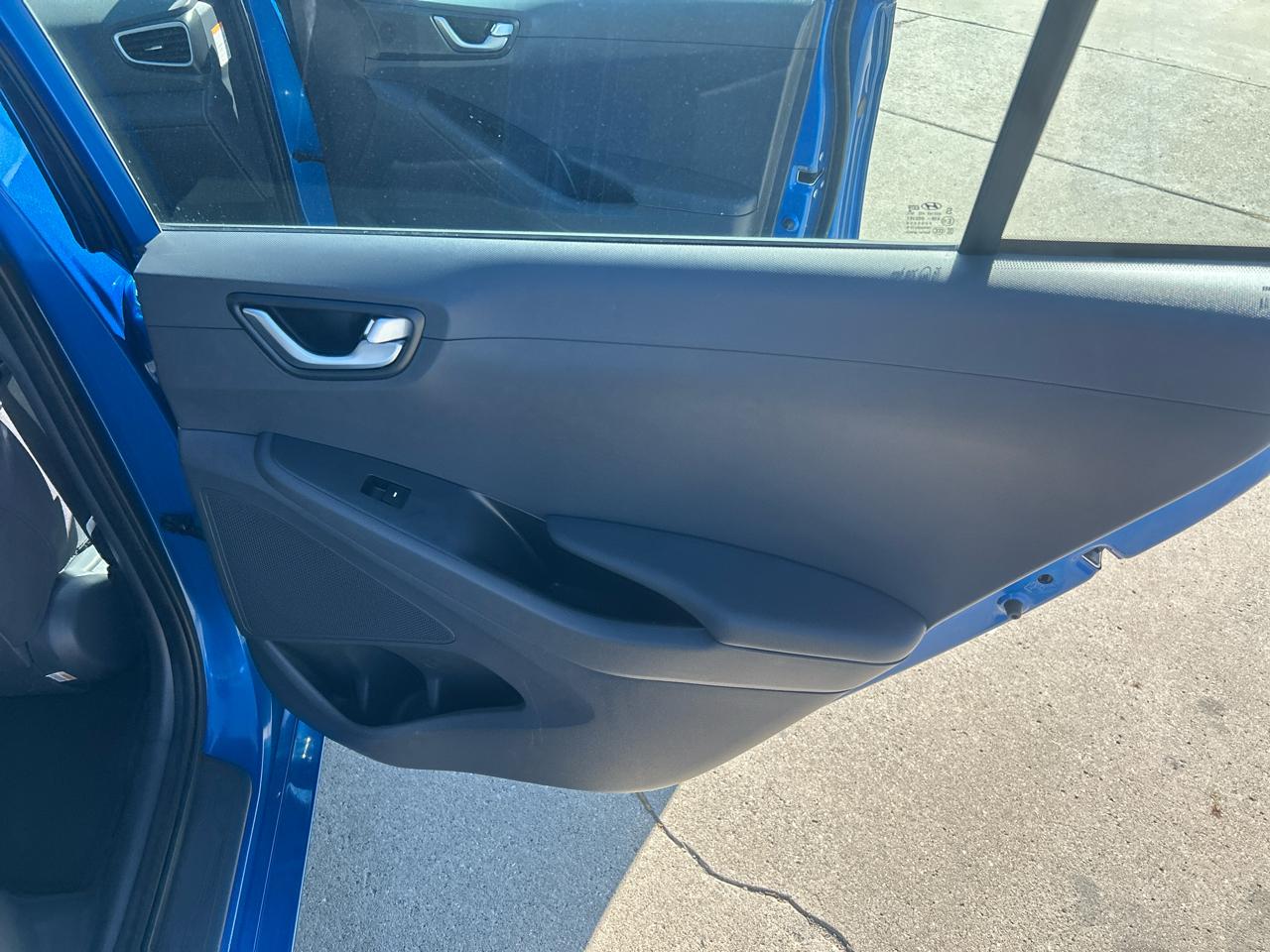 Hyundai Ioniq Hybrid SEL Hatchback 2018