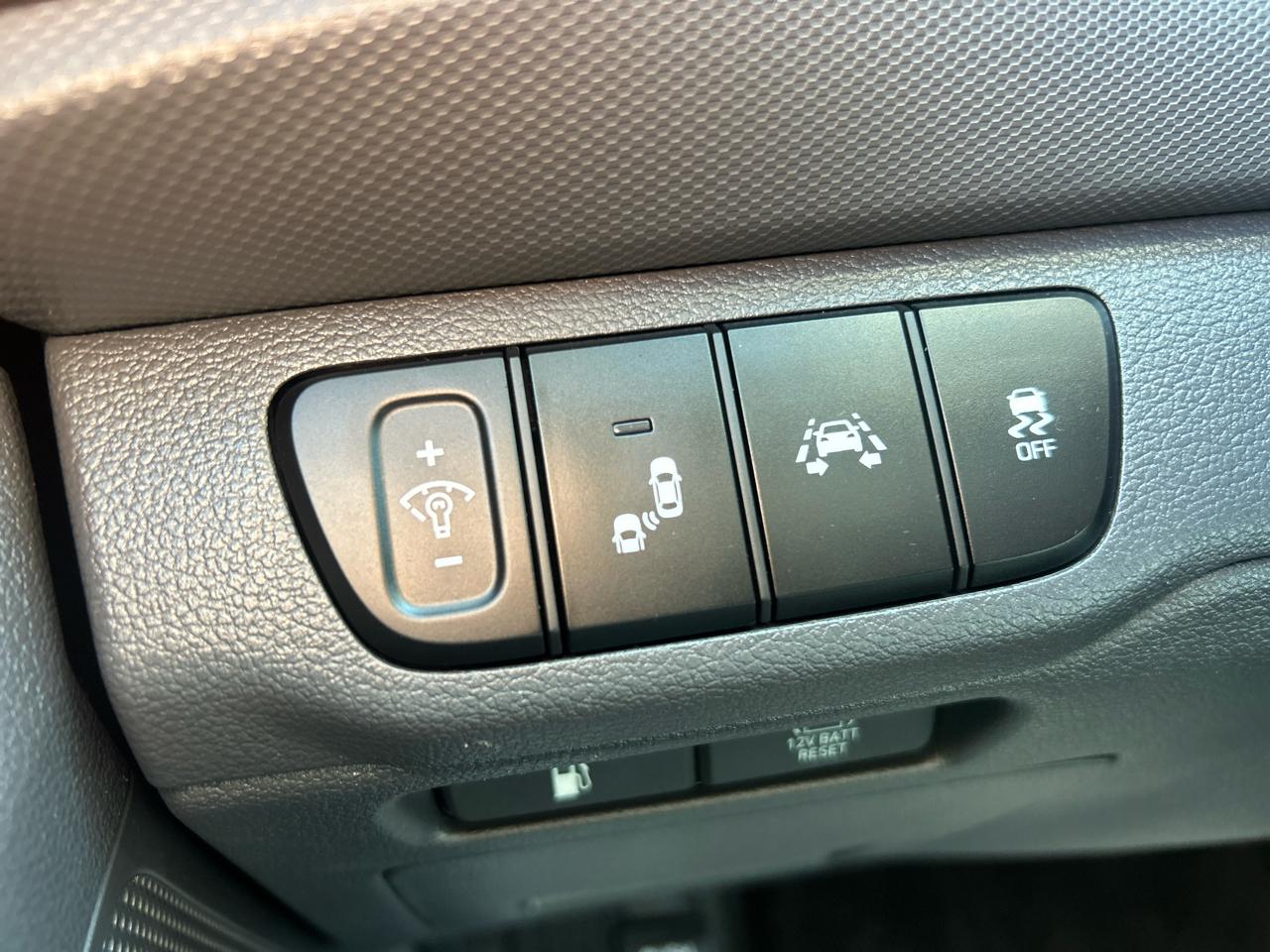 Hyundai Ioniq Hybrid SEL Hatchback 2018