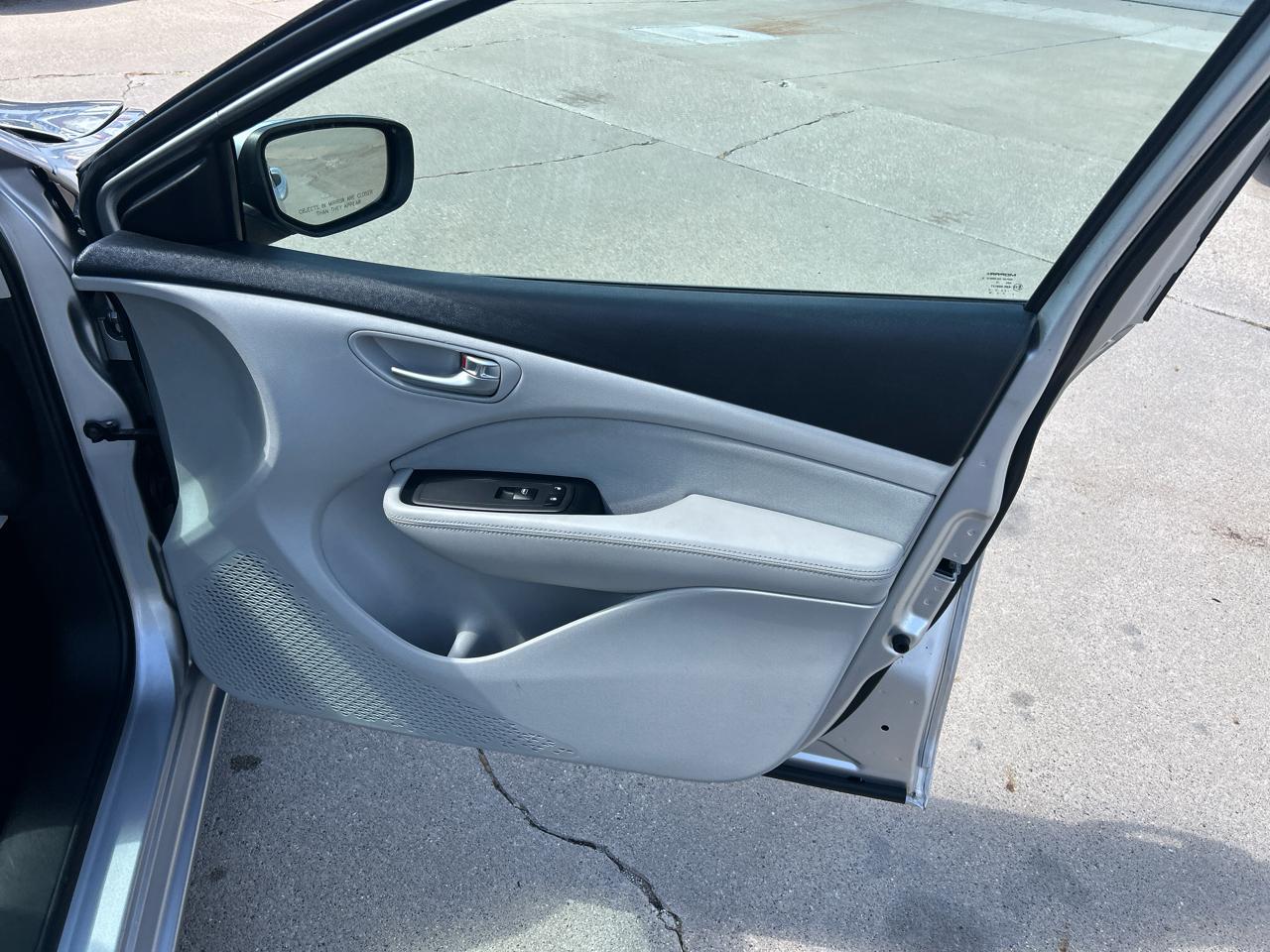 Dodge Dart 4dr Sdn SXT 2013