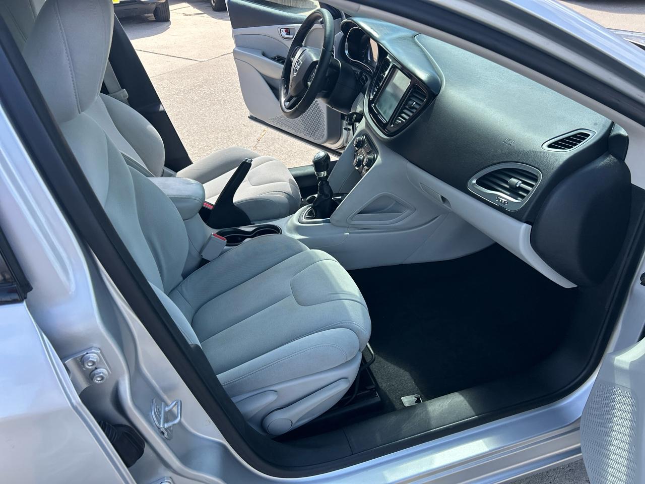 Dodge Dart 4dr Sdn SXT 2013