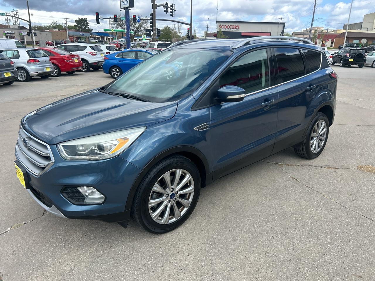 Ford Escape Titanium 4WD 2018