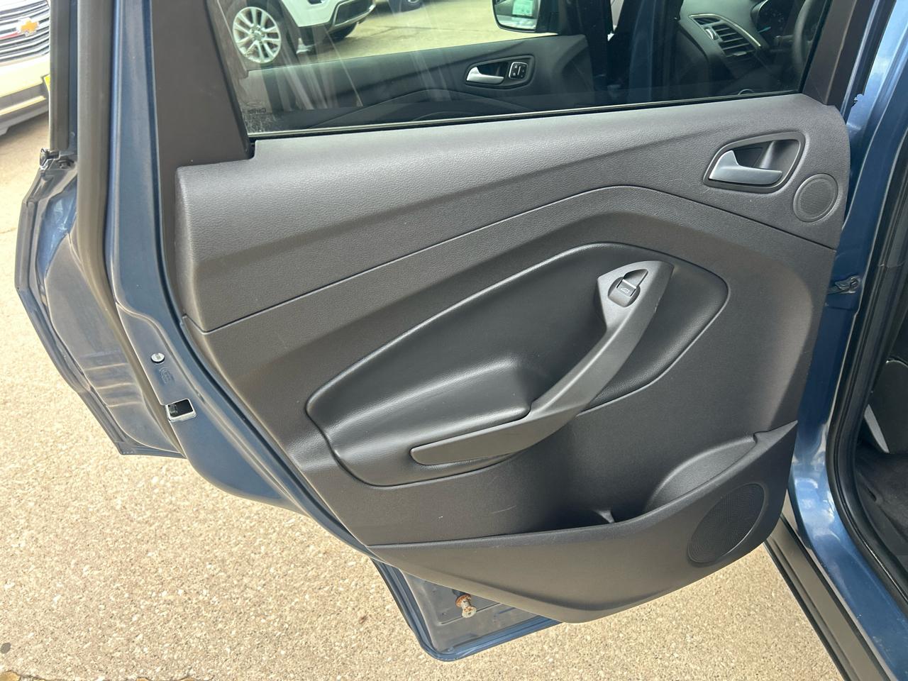 Ford Escape Titanium 4WD 2018