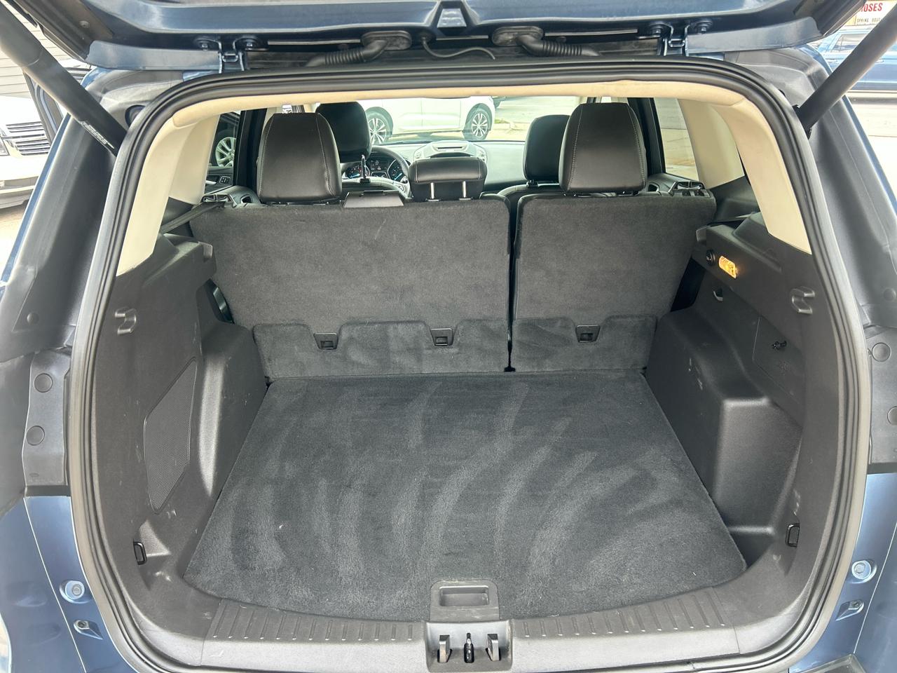 Ford Escape Titanium 4WD 2018