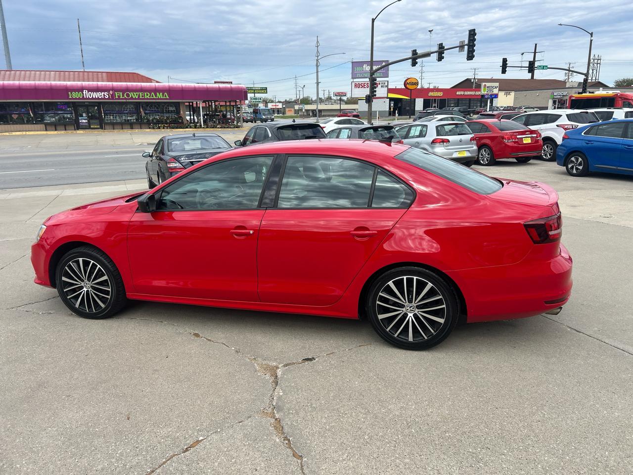 Volkswagen Jetta Sedan 4dr Auto 1.8T Sport PZEV 2016