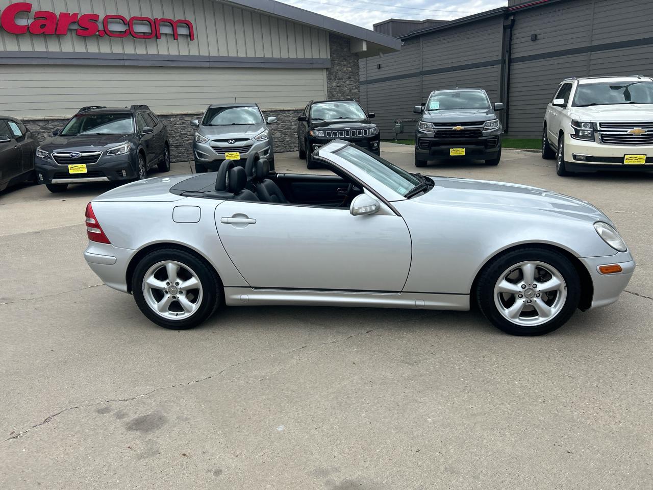 Mercedes-Benz SLK-Class 2dr Roadster 3.2L 2003