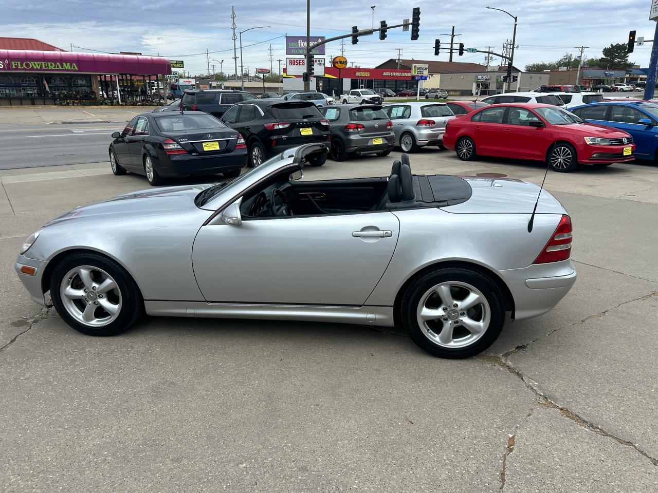 Mercedes-Benz SLK-Class 2dr Roadster 3.2L 2003