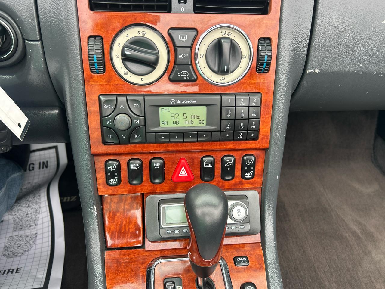 Mercedes-Benz SLK-Class 2dr Roadster 3.2L 2003