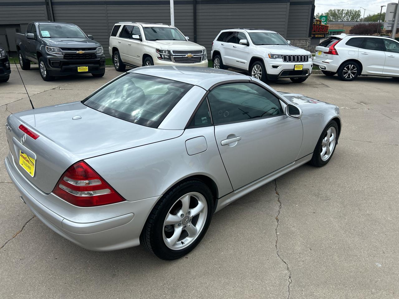Mercedes-Benz SLK-Class 2dr Roadster 3.2L 2003
