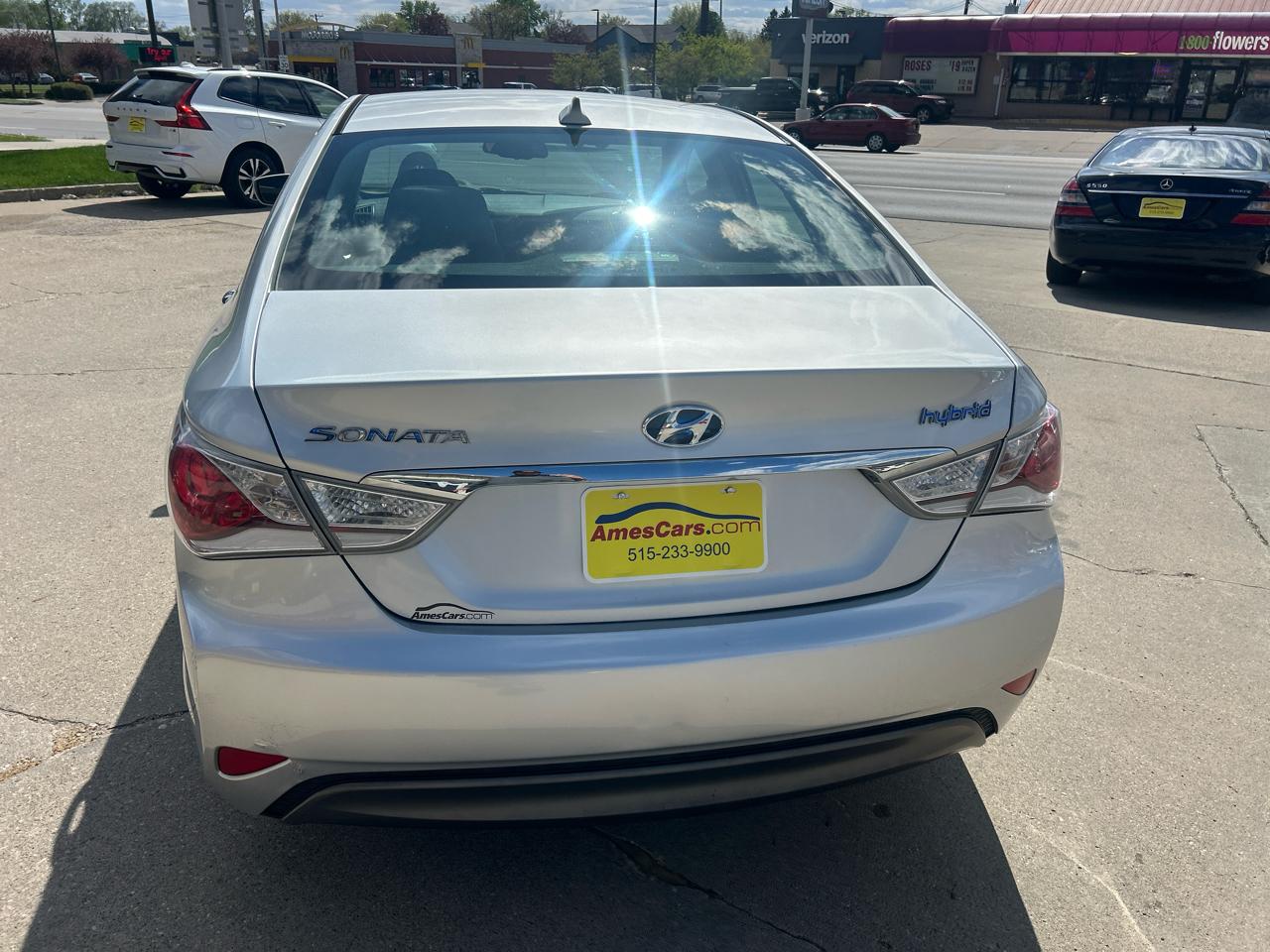 Hyundai Sonata Hybrid 4dr Sdn 2013