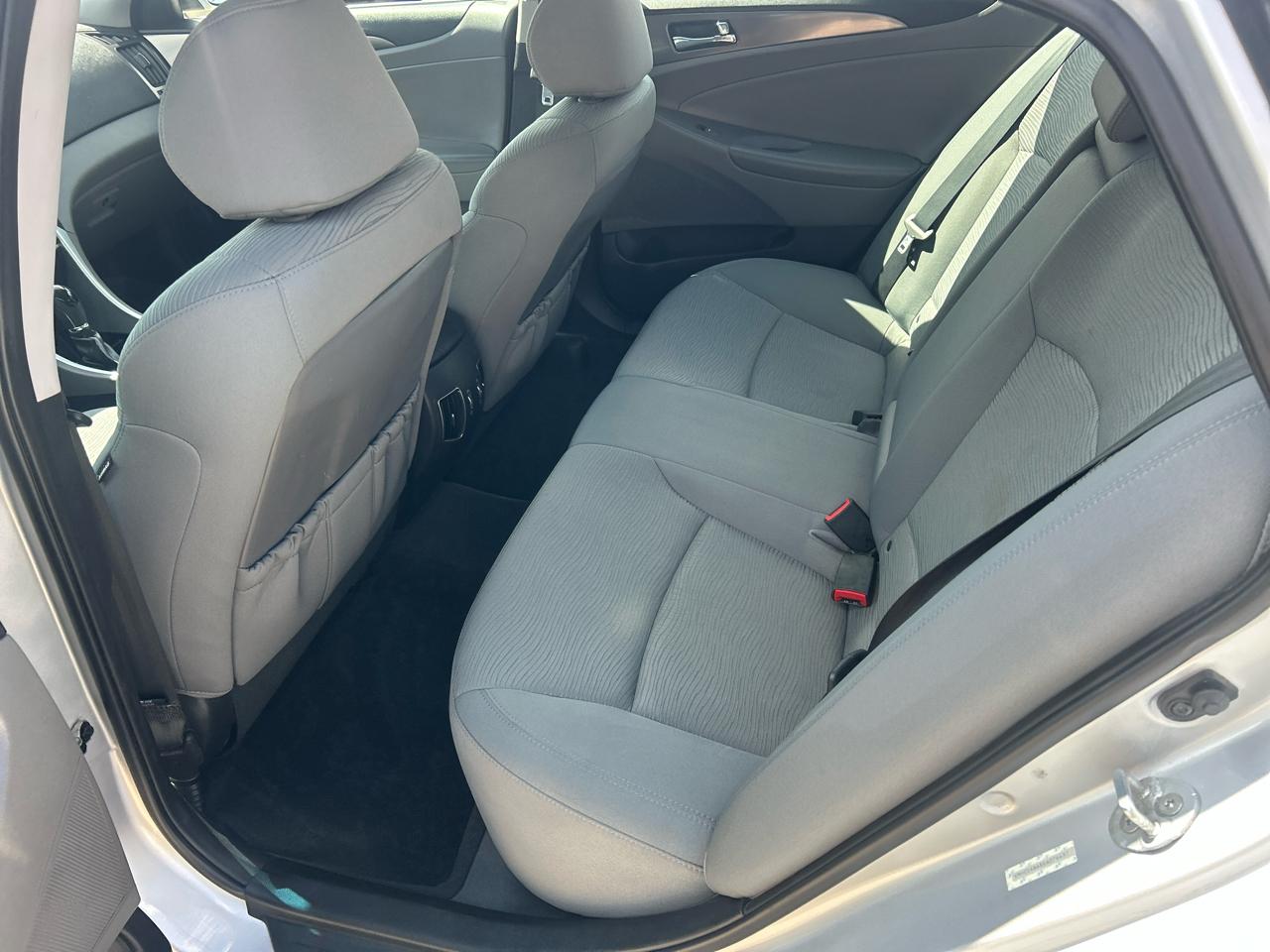 Hyundai Sonata Hybrid 4dr Sdn 2013