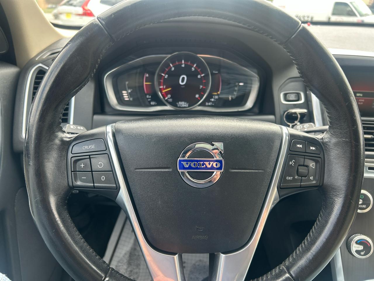 Volvo XC60 AWD 4dr T6 *Ltd Avail* 2016