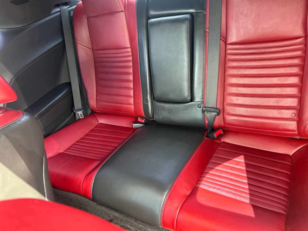 Dodge Challenger 2dr Cpe Shaker Pkg 2014