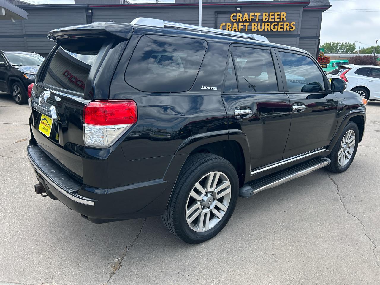 Toyota 4Runner 4WD 4dr V6 Limited (Natl) 2010