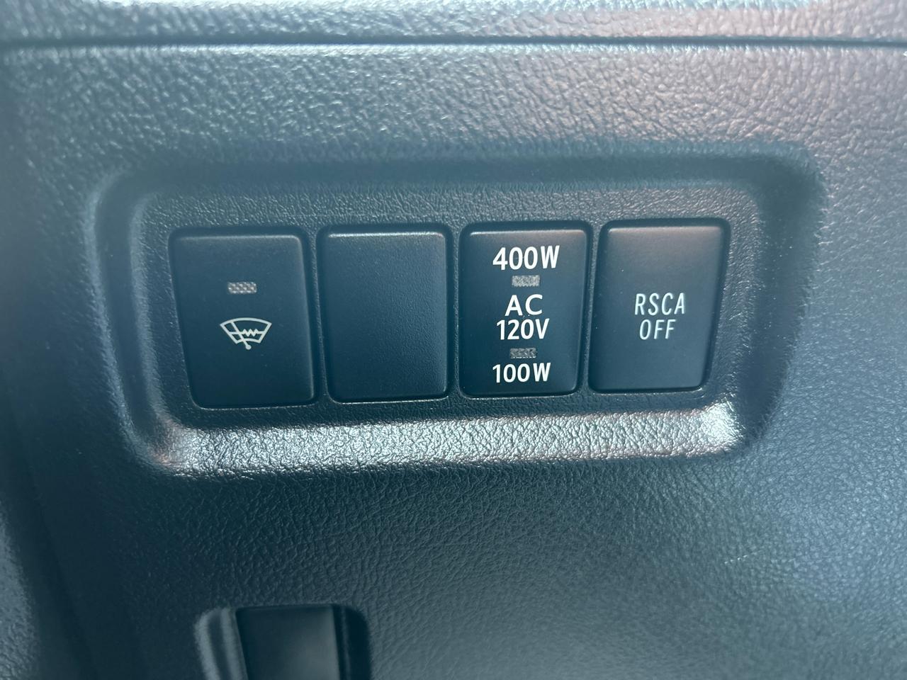 Toyota 4Runner 4WD 4dr V6 Limited (Natl) 2010