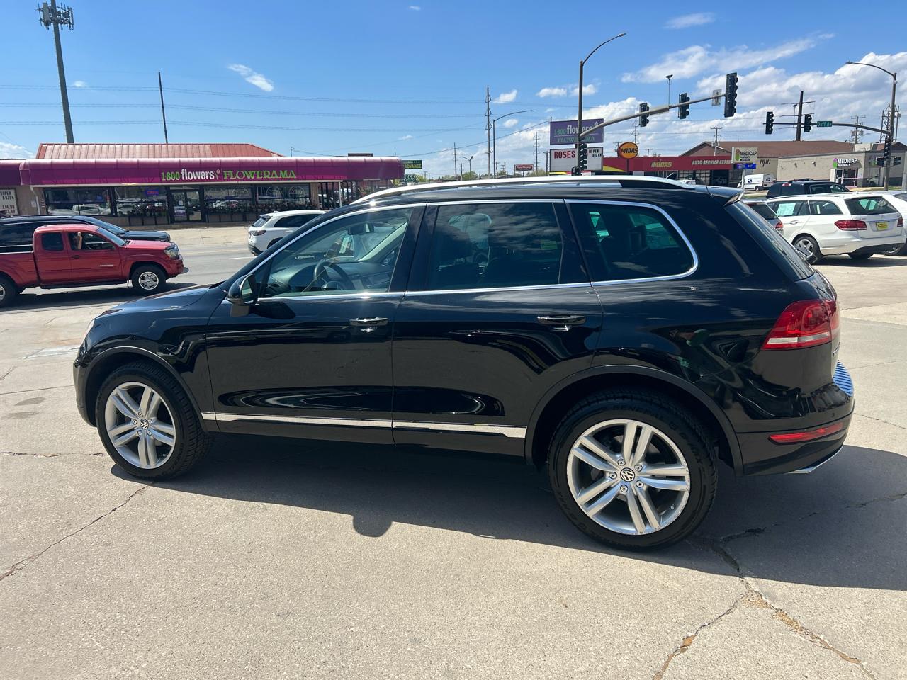 Volkswagen Touareg 4dr TDI Sport w/Nav 2012
