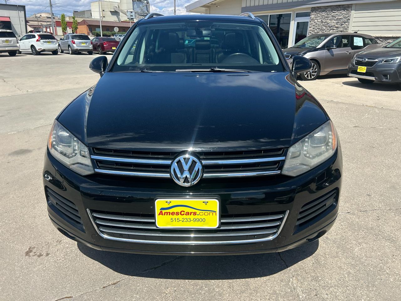 Volkswagen Touareg 4dr TDI Sport w/Nav 2012