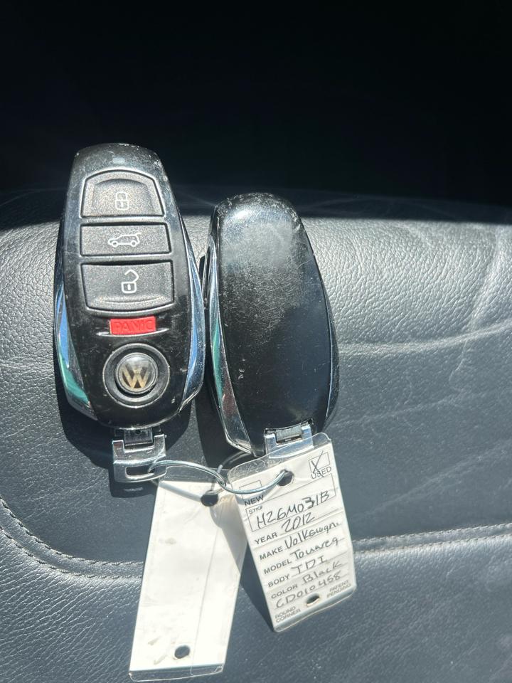 Volkswagen Touareg 4dr TDI Sport w/Nav 2012