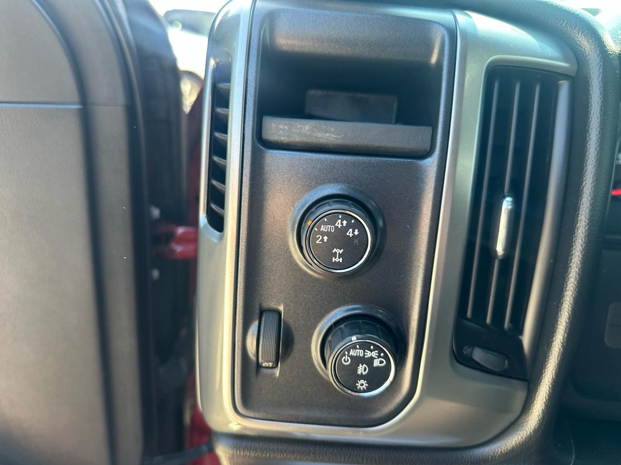 Chevrolet Silverado 1500 4WD Crew Cab 143.5" LT w/1LT 2014