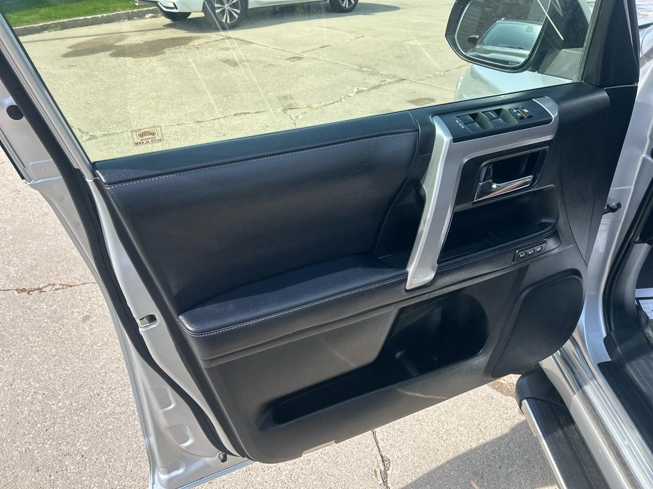 Toyota 4Runner 4dr Limited V6 Auto 4WD (Natl) 2018