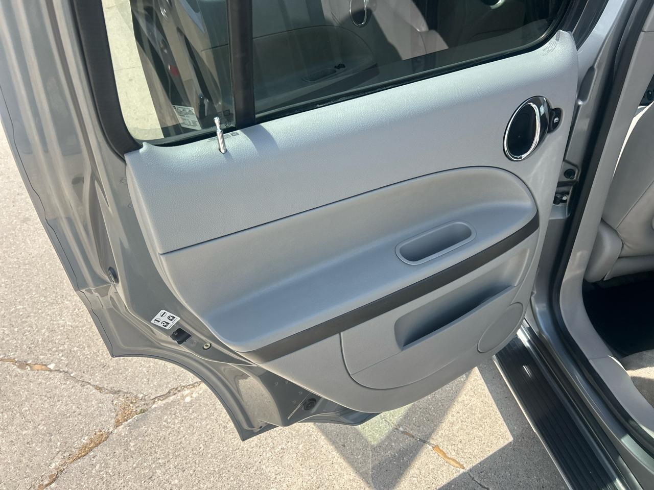 Chevrolet HHR 4dr 2WD LT 2006