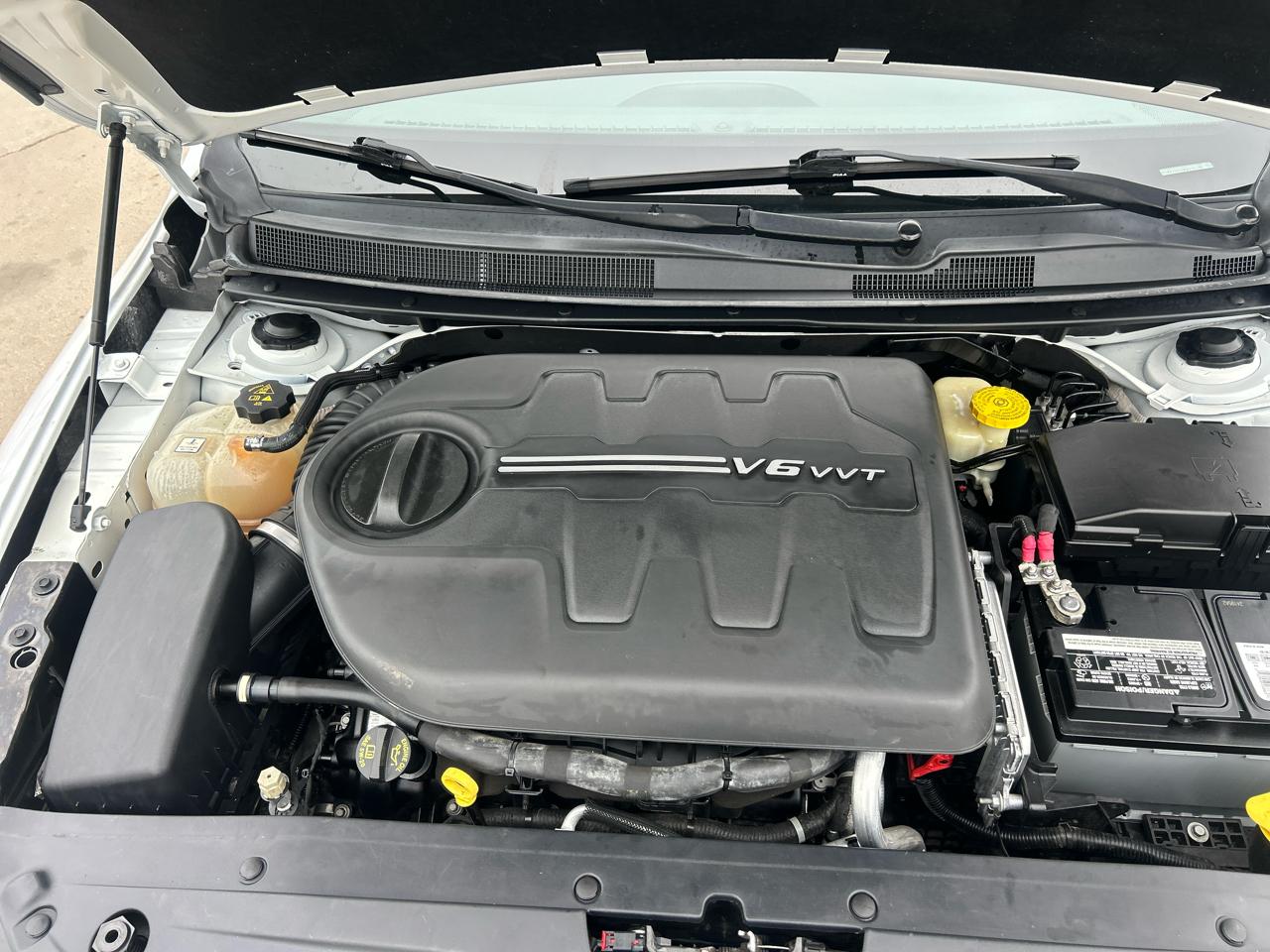 Chrysler 200 4dr Sdn C AWD 2015
