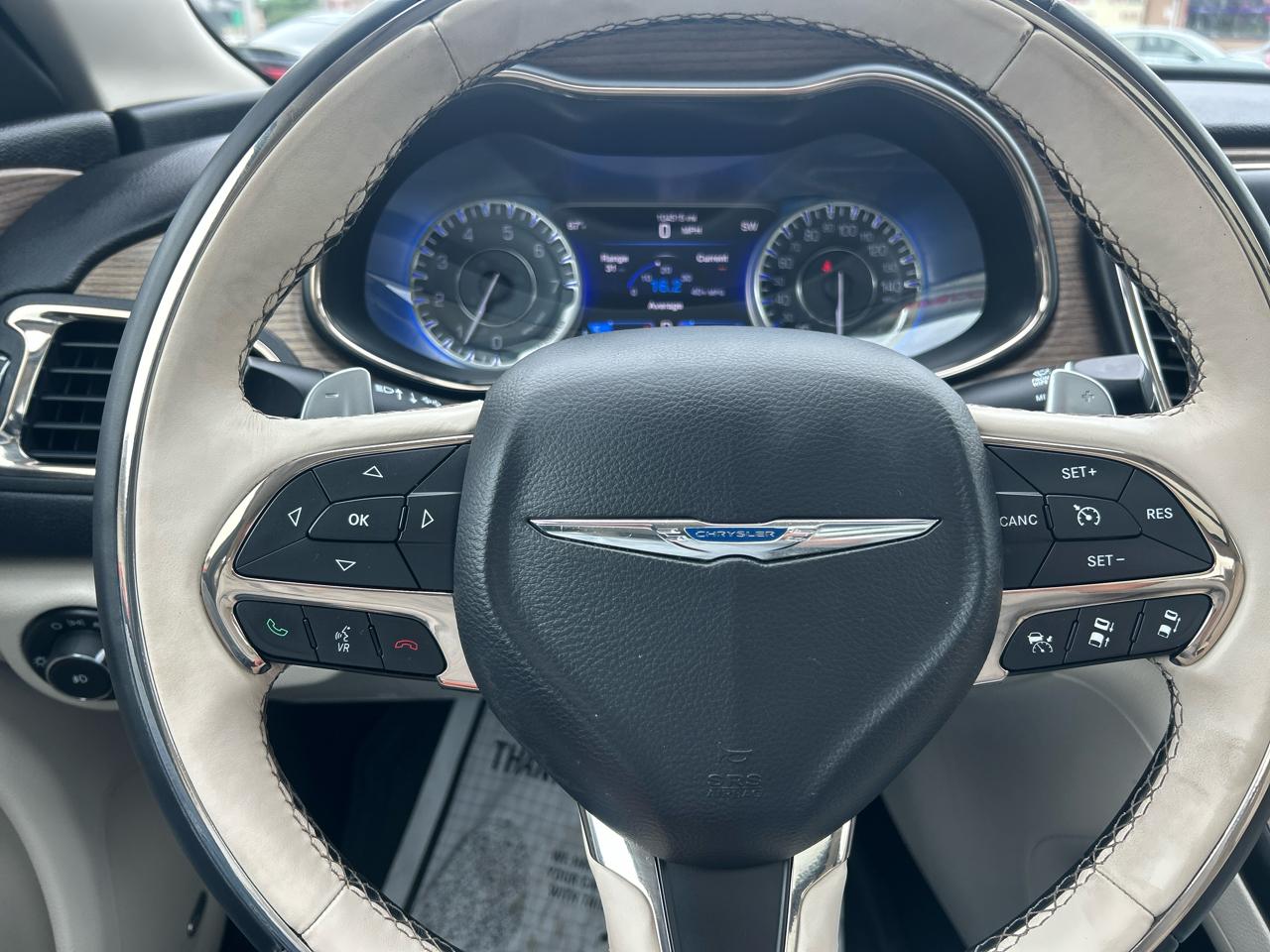 Chrysler 200 4dr Sdn C AWD 2015