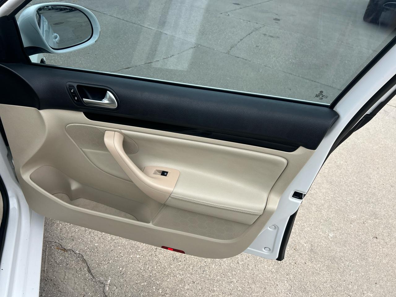 Volkswagen Jetta SportWagen 4dr DSG TDI 2014