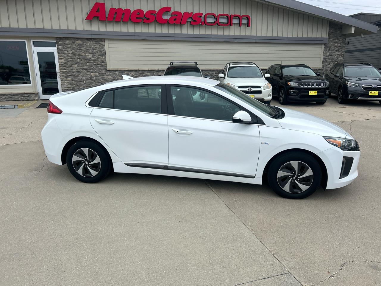 Hyundai Ioniq Hybrid SEL Hatchback 2017