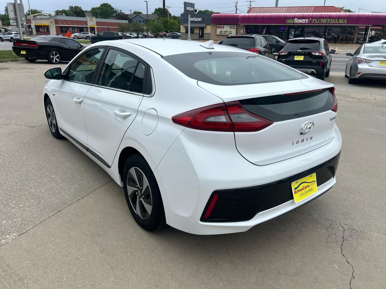 Hyundai Ioniq Hybrid SEL Hatchback 2017