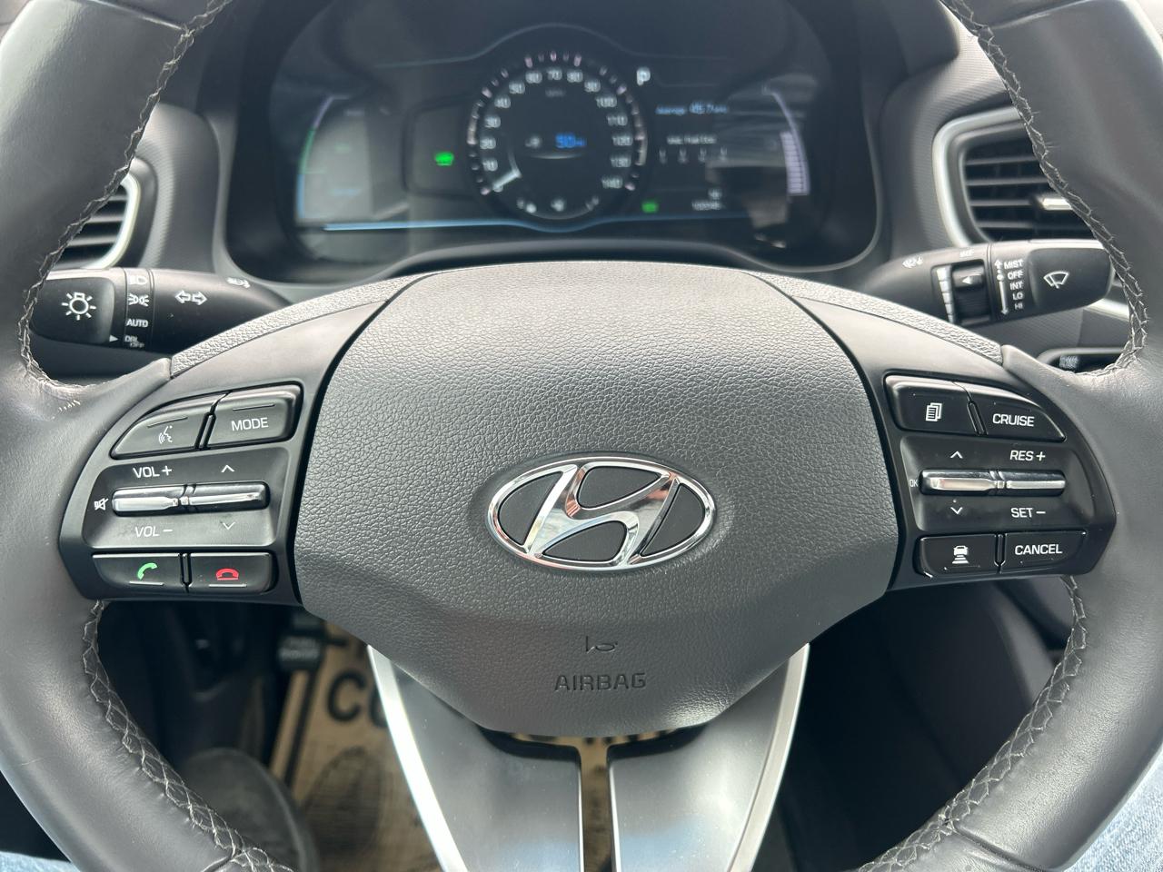 Hyundai Ioniq Hybrid SEL Hatchback 2017