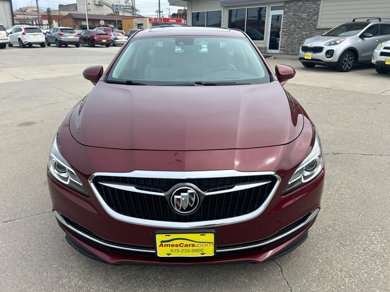 Buick LaCrosse 4dr Sdn Premium FWD 2017