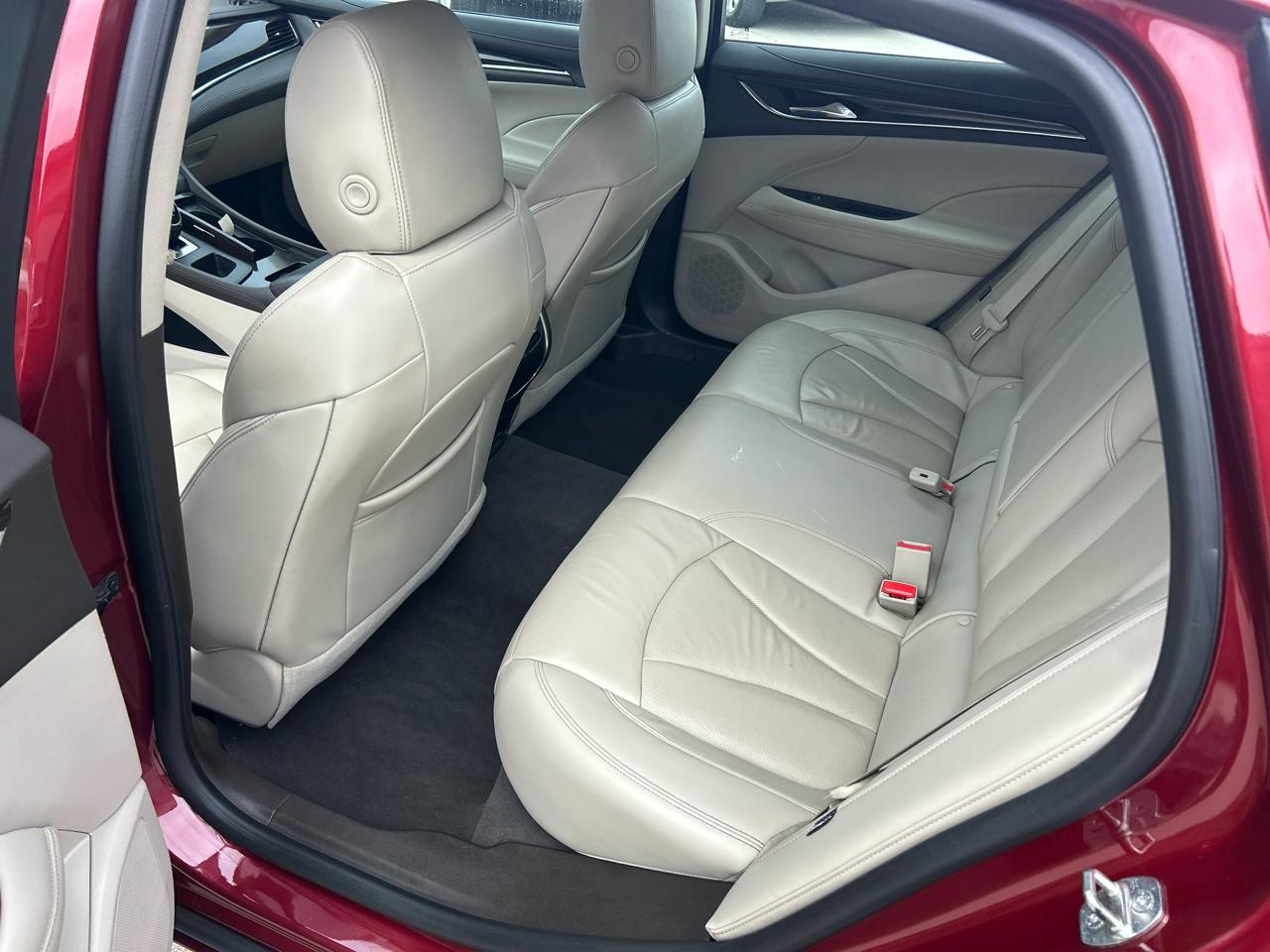 Buick LaCrosse 4dr Sdn Premium FWD 2017