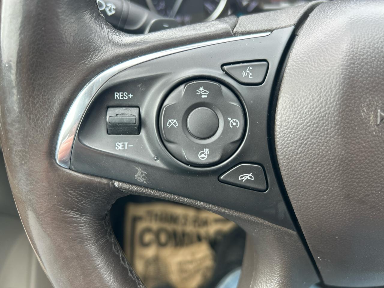 Buick LaCrosse 4dr Sdn Premium FWD 2017