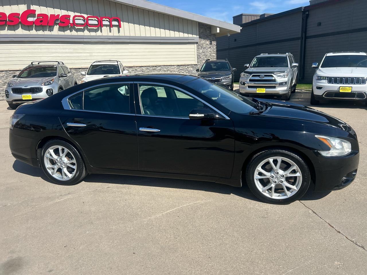 Nissan Maxima 4dr Sdn 3.5 SV w/Premium Pkg 2014