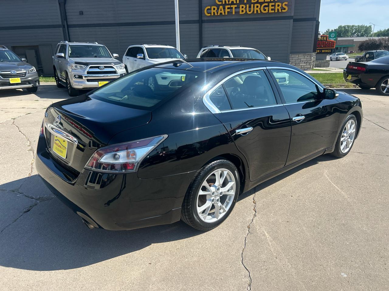 Nissan Maxima 4dr Sdn 3.5 SV w/Premium Pkg 2014