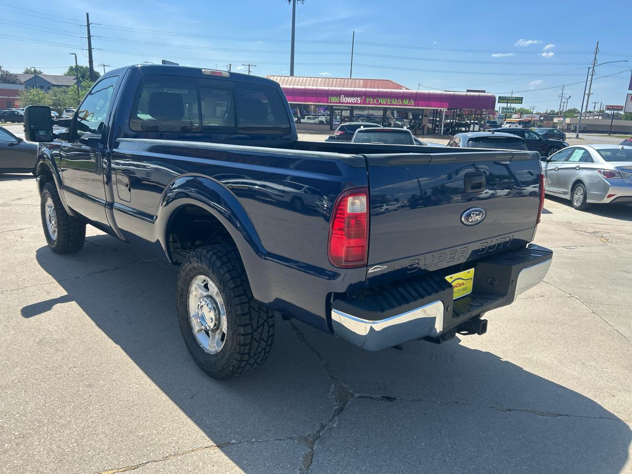 Ford Super Duty F-350 SRW 4WD Reg Cab 137" XLT 2012