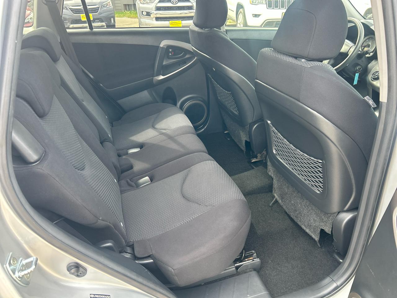 Toyota RAV4 4WD 4dr 4-cyl 4-Spd AT Sport (Natl) 2008