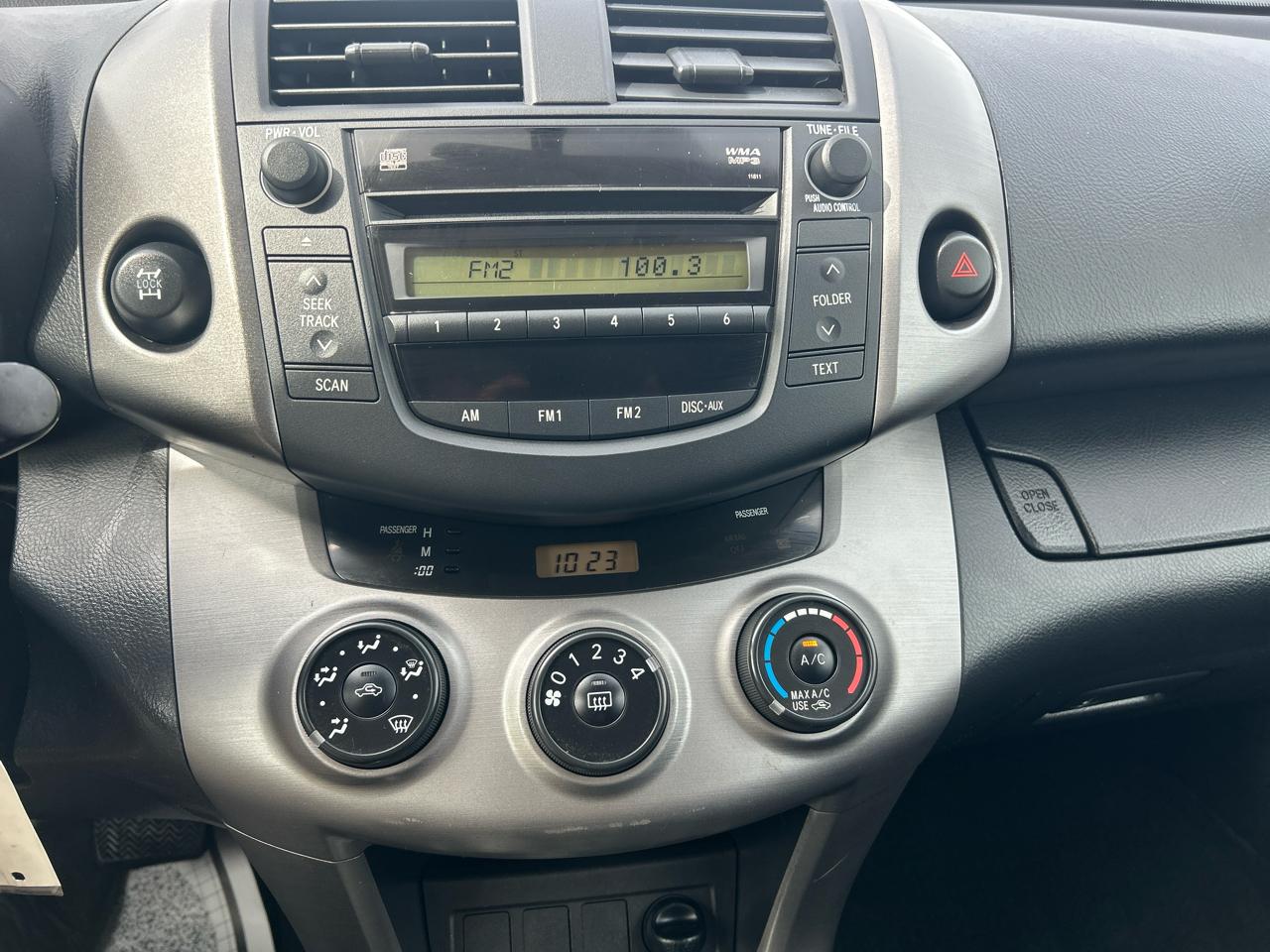 Toyota RAV4 4WD 4dr 4-cyl 4-Spd AT Sport (Natl) 2008
