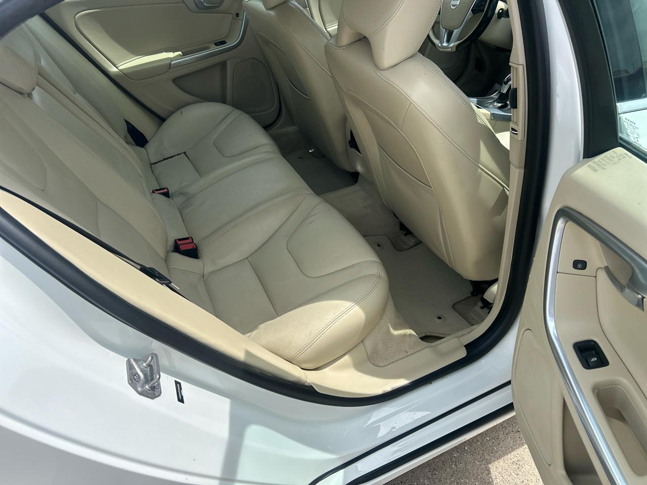Volvo S60 2015.5 4dr Sdn T5 Premier AWD 2015