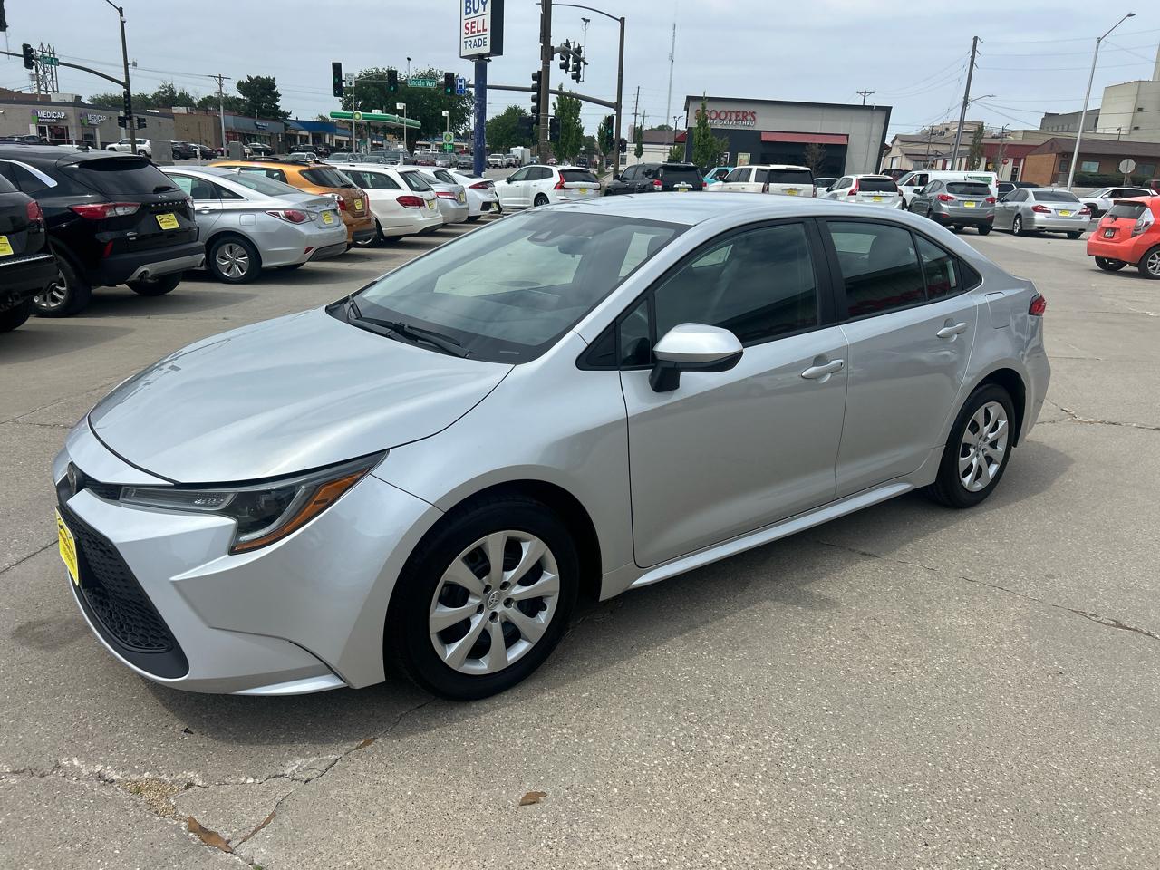 Toyota Corolla LE CVT (Natl) 2022