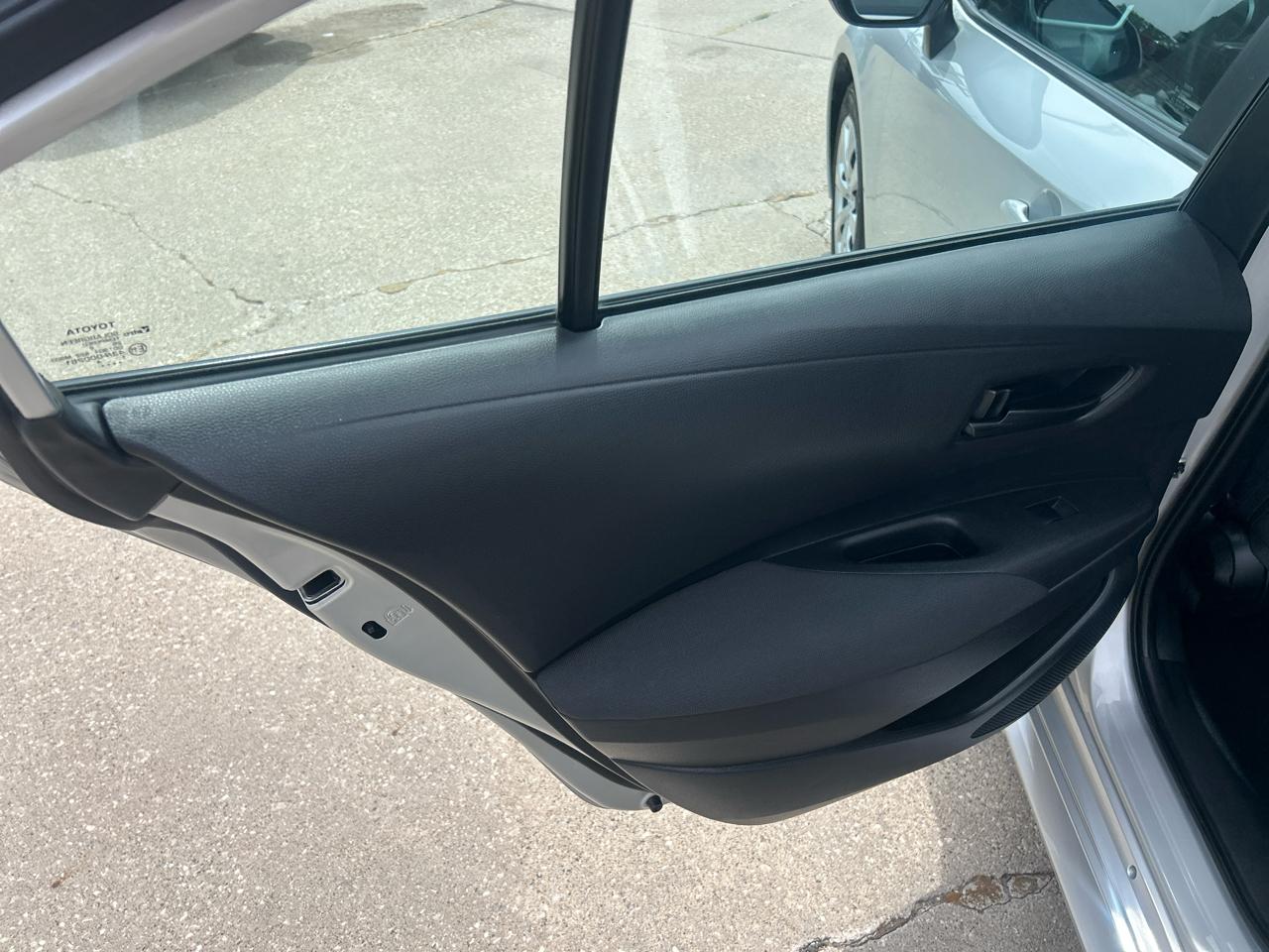 Toyota Corolla LE CVT (Natl) 2022