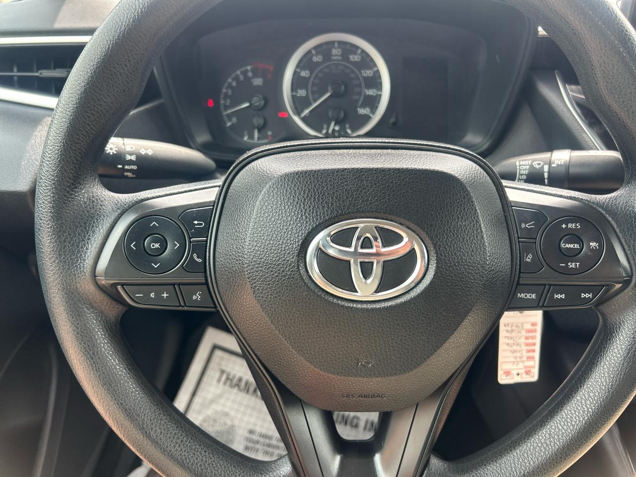 Toyota Corolla LE CVT (Natl) 2022
