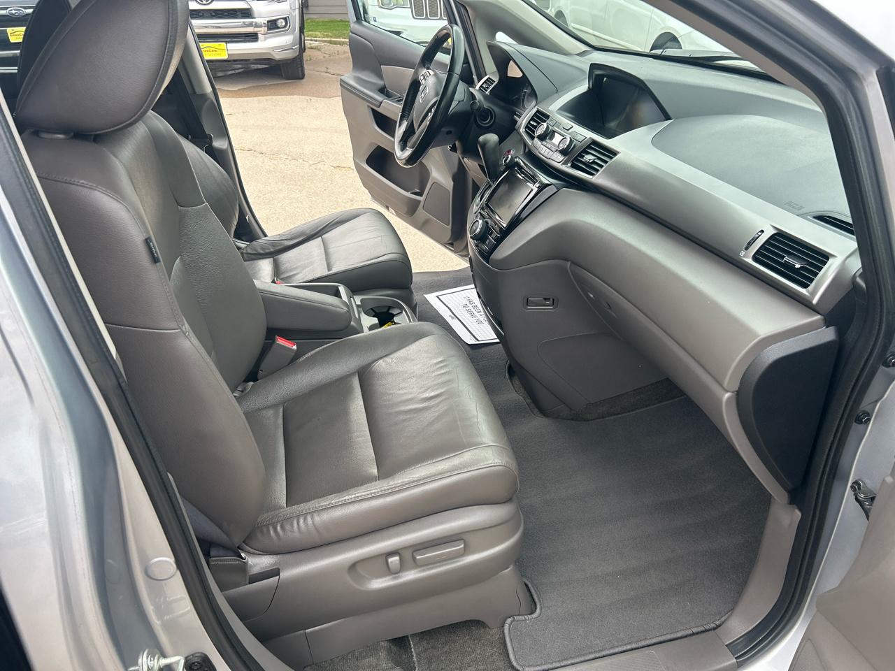 Honda Odyssey 5dr EX-L 2016