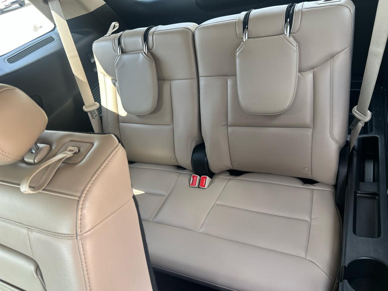 Ford Explorer XLT 4D SUV 4WD 2020
