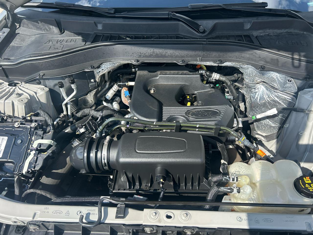Ford Explorer XLT 4D SUV 4WD 2020