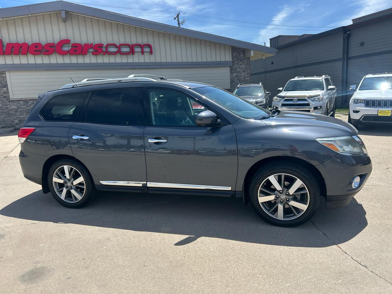 Nissan Pathfinder 4WD 4dr Platinum 2013