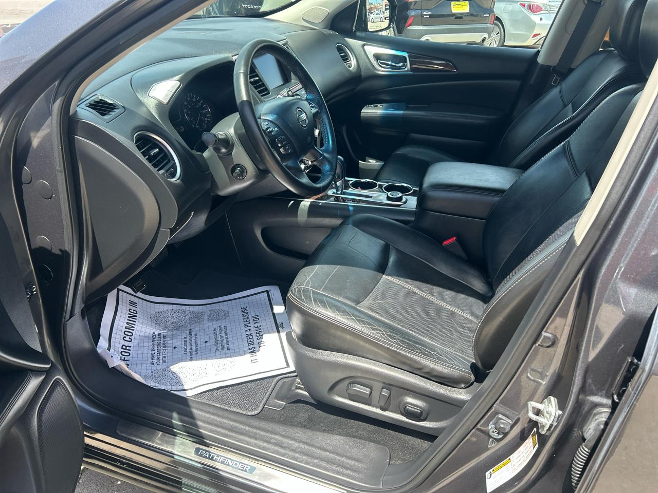 Nissan Pathfinder 4WD 4dr Platinum 2013